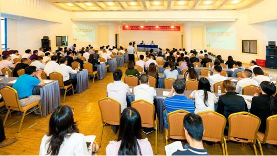 埋头赶路，也要抬头寻道