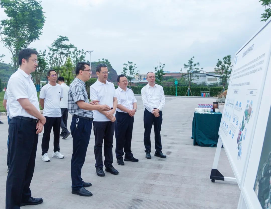 省国资委党委书记、主任冯文生赴宜宾调研国企改革深化提升行动工作并主持召开片区座谈会